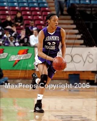 Thumbnail 3 in Sacramento vs. St. Ignatius (CIF NorCal D3 Final) photogallery.