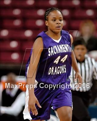 Thumbnail 3 in Sacramento vs. St. Ignatius (CIF NorCal D3 Final) photogallery.