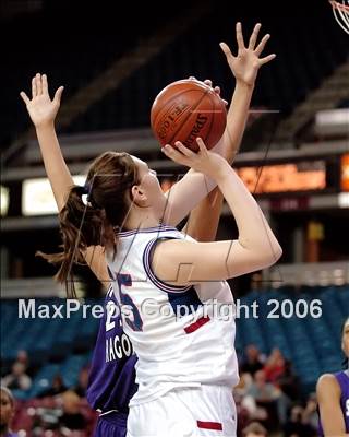 Thumbnail 2 in Sacramento vs. St. Ignatius (CIF NorCal D3 Final) photogallery.