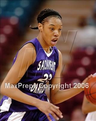 Thumbnail 3 in Sacramento vs. St. Ignatius (CIF NorCal D3 Final) photogallery.