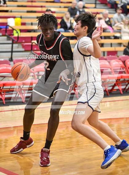 Thumbnail 3 in JSerra Catholic vs. Crean Lutheran (Nike Extravaganza) photogallery.