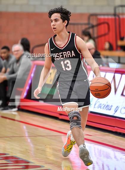 Thumbnail 3 in JSerra Catholic vs. Crean Lutheran (Nike Extravaganza) photogallery.