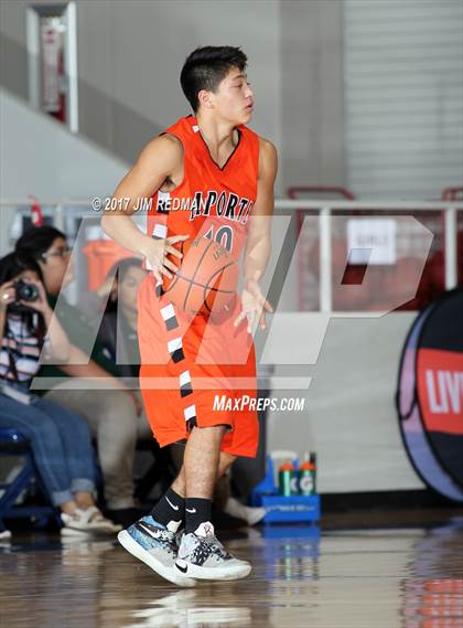 Thumbnail 2 in Pasadena vs. La Porte (McDonald's Texas Invitational) photogallery.