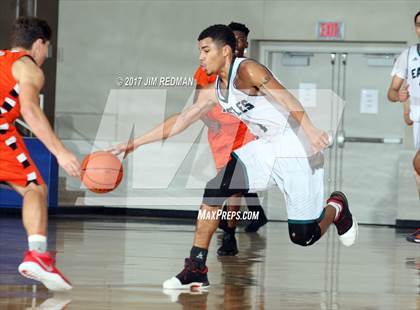 Thumbnail 3 in Pasadena vs. La Porte (McDonald's Texas Invitational) photogallery.