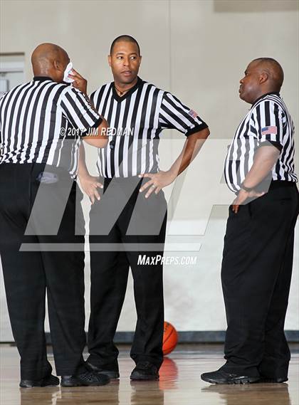 Thumbnail 2 in Pasadena vs. La Porte (McDonald's Texas Invitational) photogallery.