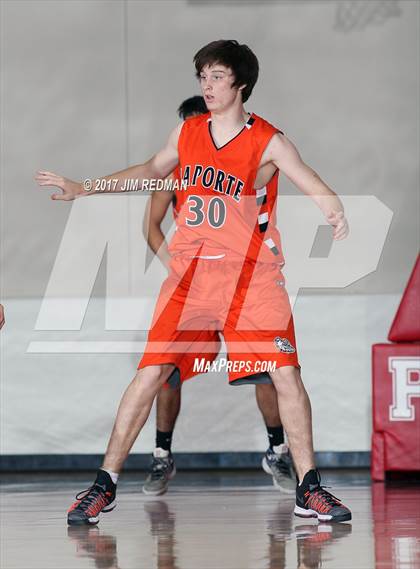 Thumbnail 2 in Pasadena vs. La Porte (McDonald's Texas Invitational) photogallery.