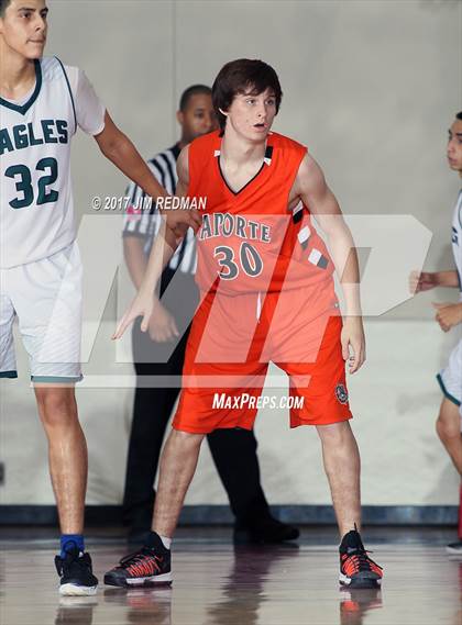 Thumbnail 1 in Pasadena vs. La Porte (McDonald's Texas Invitational) photogallery.