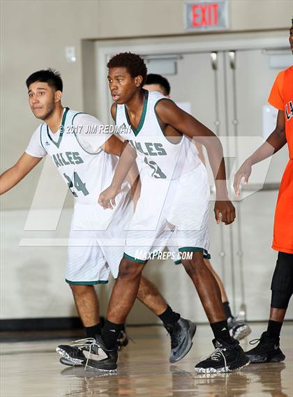Thumbnail 3 in Pasadena vs. La Porte (McDonald's Texas Invitational) photogallery.