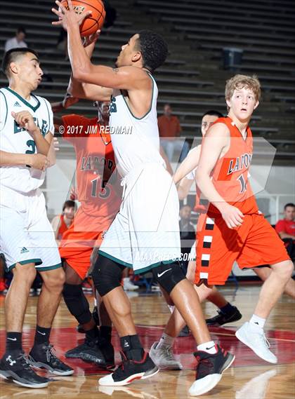 Thumbnail 2 in Pasadena vs. La Porte (McDonald's Texas Invitational) photogallery.