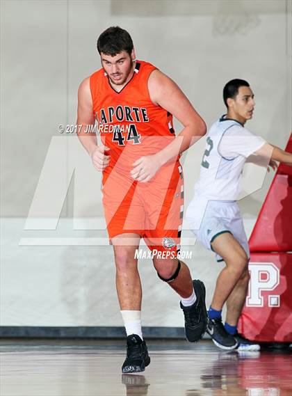Thumbnail 1 in Pasadena vs. La Porte (McDonald's Texas Invitational) photogallery.