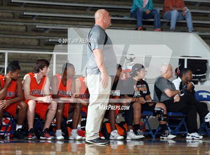 Thumbnail 1 in Pasadena vs. La Porte (McDonald's Texas Invitational) photogallery.
