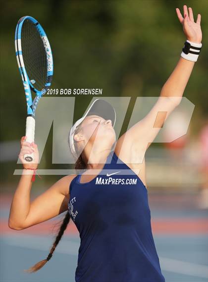 Thumbnail 2 in Hewlett @Cold Spring Harbor photogallery.