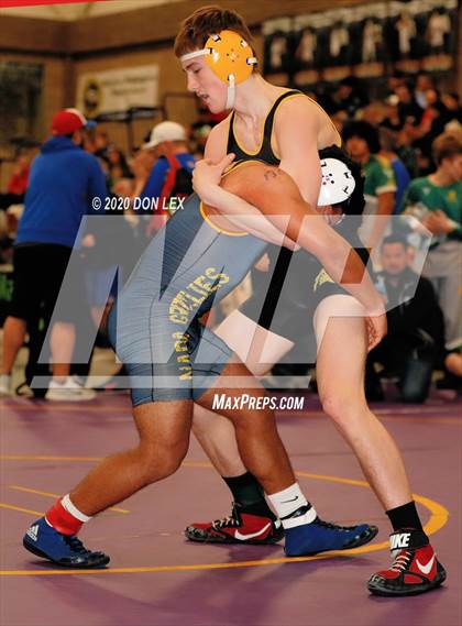 Thumbnail 2 in Lou Encalada Invitational Tournament photogallery.