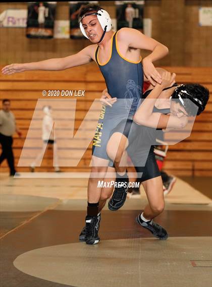 Thumbnail 1 in Lou Encalada Invitational Tournament photogallery.