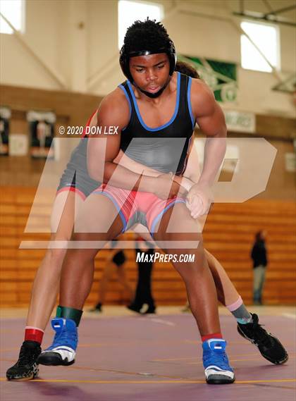 Thumbnail 3 in Lou Encalada Invitational Tournament photogallery.