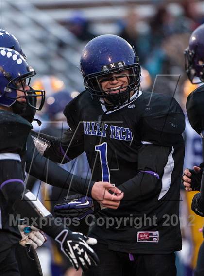 Thumbnail 3 in Blackstone Valley RVT vs. Bay Path RVT (MIAA Division 6 Central Final) photogallery.