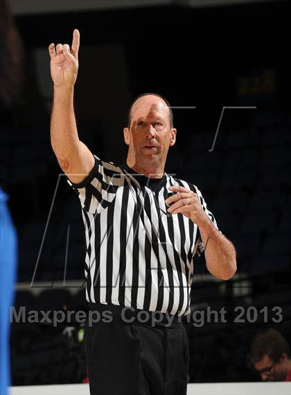 Thumbnail 1 in Agoura vs. Gahr (CIF SS D3AAA Final) photogallery.