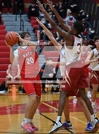 Thumbnail 3 in Cypress Woods vs Katy photogallery.