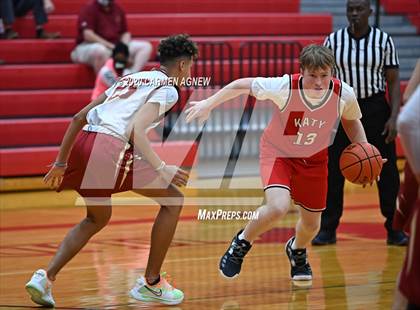 Thumbnail 2 in Cypress Woods vs Katy photogallery.
