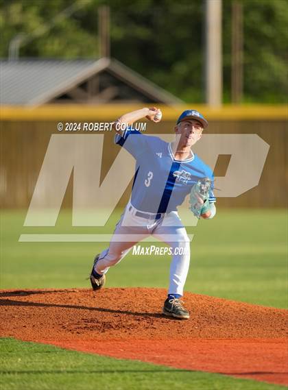 Thumbnail 3 in Hamilton vs East Union (MHSAA 2A Semifinal) photogallery.