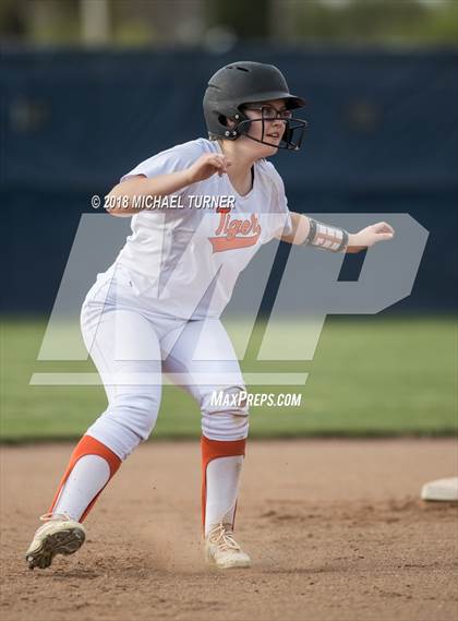 Thumbnail 1 in Taft vs. Douglas (Napa Tournament) photogallery.