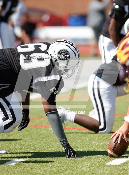 Thumbnail 1 in Windsor @ Montbello photogallery.