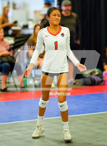 Thumbnail 2 in Franklin vs Roseville (Carmichael Invitational Volleyball Tournament)  photogallery.
