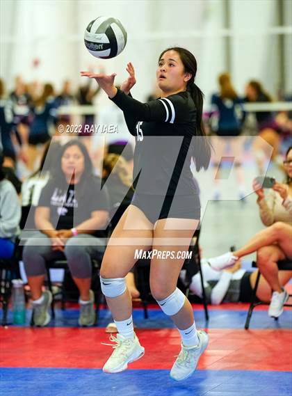 Thumbnail 1 in Franklin vs Roseville (Carmichael Invitational Volleyball Tournament)  photogallery.