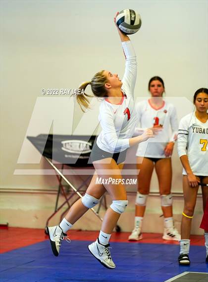 Thumbnail 3 in Franklin vs Roseville (Carmichael Invitational Volleyball Tournament)  photogallery.
