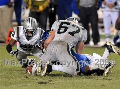 Thumbnail 3 in De La Salle vs. Crenshaw (CIF State Open Division Final) photogallery.