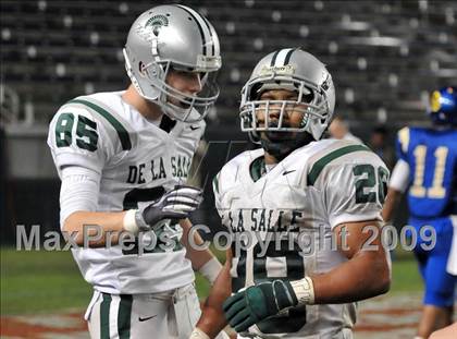 Thumbnail 3 in De La Salle vs. Crenshaw (CIF State Open Division Final) photogallery.
