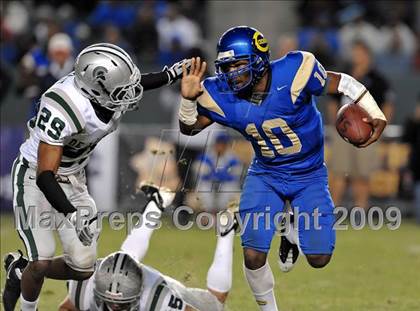 Thumbnail 2 in De La Salle vs. Crenshaw (CIF State Open Division Final) photogallery.