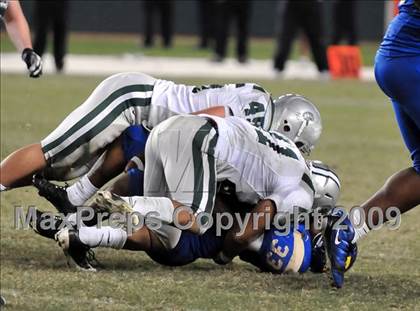 Thumbnail 2 in De La Salle vs. Crenshaw (CIF State Open Division Final) photogallery.