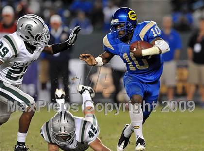 Thumbnail 1 in De La Salle vs. Crenshaw (CIF State Open Division Final) photogallery.
