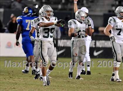 Thumbnail 3 in De La Salle vs. Crenshaw (CIF State Open Division Final) photogallery.