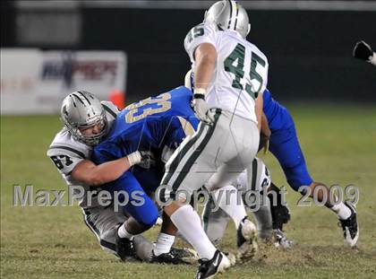 Thumbnail 2 in De La Salle vs. Crenshaw (CIF State Open Division Final) photogallery.