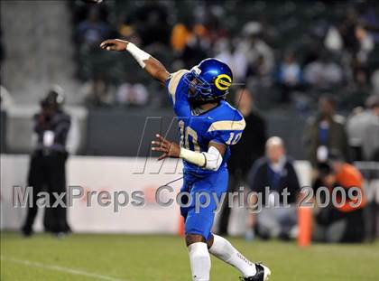 Thumbnail 1 in De La Salle vs. Crenshaw (CIF State Open Division Final) photogallery.