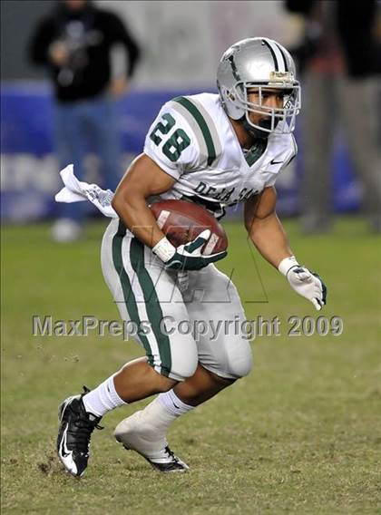 Thumbnail 3 in De La Salle vs. Crenshaw (CIF State Open Division Final) photogallery.