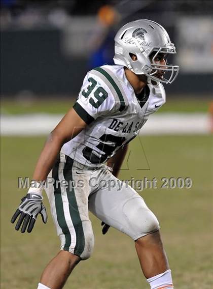 Thumbnail 1 in De La Salle vs. Crenshaw (CIF State Open Division Final) photogallery.