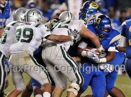 Thumbnail 2 in De La Salle vs. Crenshaw (CIF State Open Division Final) photogallery.