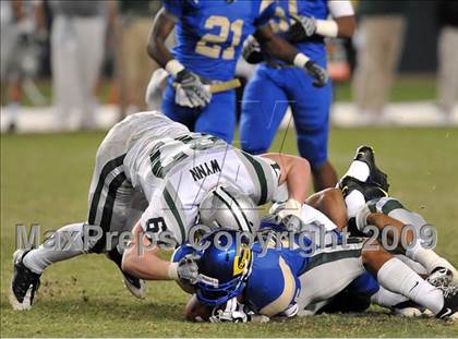 Thumbnail 3 in De La Salle vs. Crenshaw (CIF State Open Division Final) photogallery.