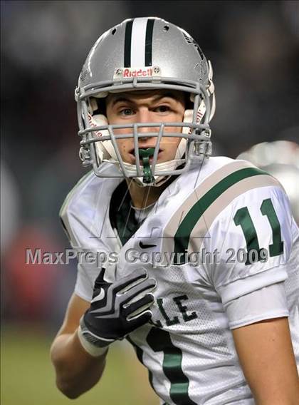 Thumbnail 2 in De La Salle vs. Crenshaw (CIF State Open Division Final) photogallery.