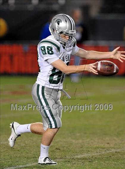 Thumbnail 3 in De La Salle vs. Crenshaw (CIF State Open Division Final) photogallery.