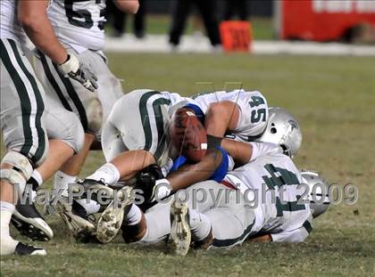 Thumbnail 1 in De La Salle vs. Crenshaw (CIF State Open Division Final) photogallery.