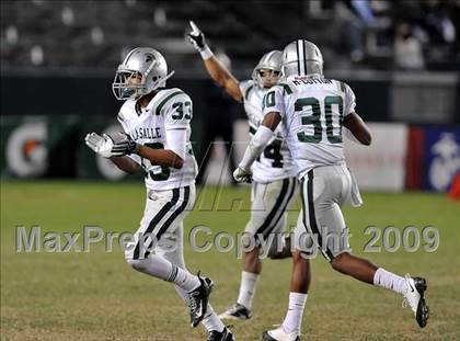 Thumbnail 3 in De La Salle vs. Crenshaw (CIF State Open Division Final) photogallery.