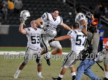 Thumbnail 1 in De La Salle vs. Crenshaw (CIF State Open Division Final) photogallery.