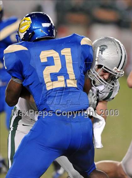 Thumbnail 2 in De La Salle vs. Crenshaw (CIF State Open Division Final) photogallery.