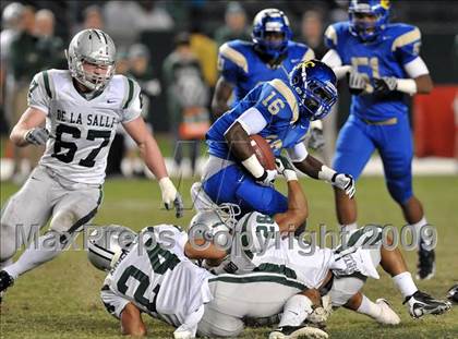 Thumbnail 3 in De La Salle vs. Crenshaw (CIF State Open Division Final) photogallery.