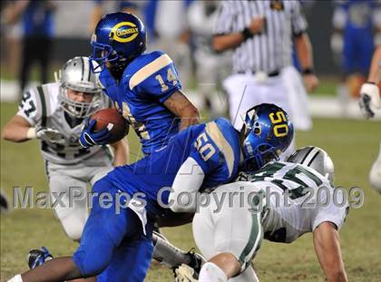 Thumbnail 2 in De La Salle vs. Crenshaw (CIF State Open Division Final) photogallery.
