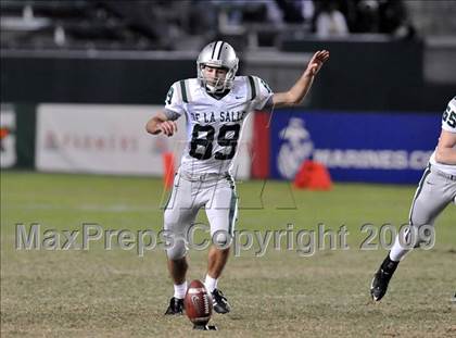 Thumbnail 3 in De La Salle vs. Crenshaw (CIF State Open Division Final) photogallery.
